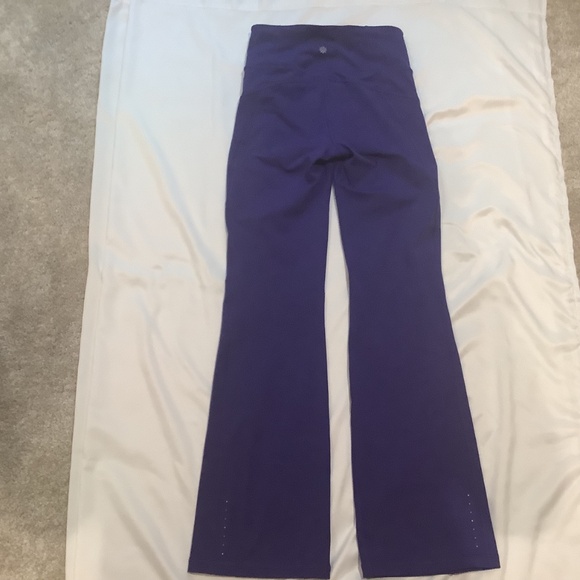 Athleta Ranier Bootcut Yoga Pant Size XS - Picture 9 of 14